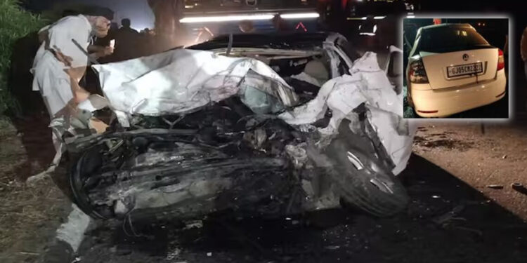 मुंबई-अहमदाबाद राष्ट्रीय महामार्गावर भीषण अपघात; 4 जणांचा जागीच मृत्यू