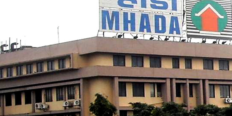म्हाडा काढणार पुढच्या महिण्यात ‘एवढ्या’ घरांची लॉटरी; मिळेल हक्काची घर