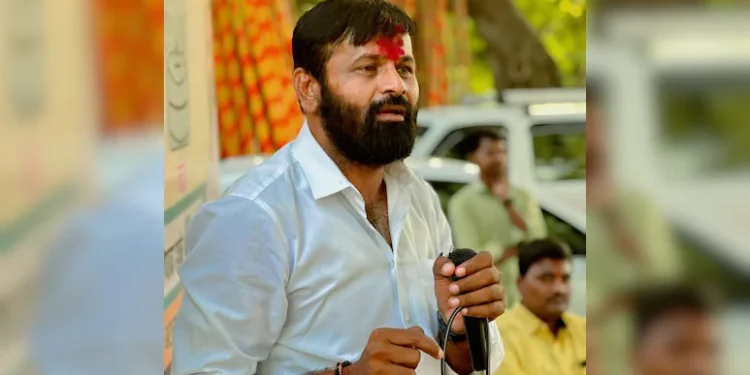 ओबीसींचा नवा चेहरा,कोण आहेत लक्ष्मण हाके?