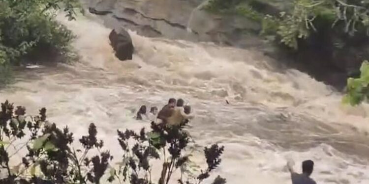 मोठा निर्णय! भुशी डॅमच्या दुर्घटनेनंतर ‘या’ भागातील धबधबे पर्यटकांसाठी बंद