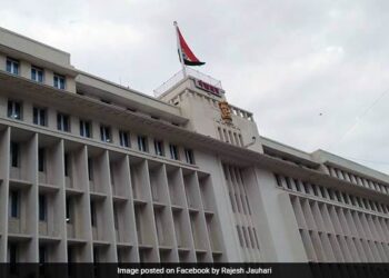 सरकारी कर्मचाऱ्यांसाठी खुशखबर! निवडणुकी आधी सरकारचं मोठं गिफ्ट