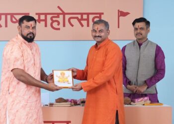 दाभोलकर हत्या प्रकरणातील निर्दोष आरोपी, वकिलांचा सत्कार! भाजपा आमदाराचीही उपस्थिती