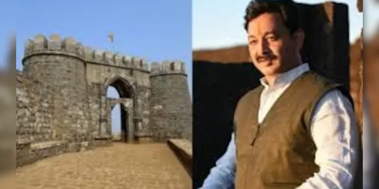 Vishalgad : विशाळगड प्रकरणी संभाजीराजे छत्रपती यांच्यासह 50 ते 60 जणांविरोधात गुन्हा दाखल